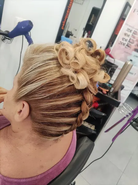PELUQUERIAS LOW COST ZAIDÍN - Peluquería en Granada - foto 2