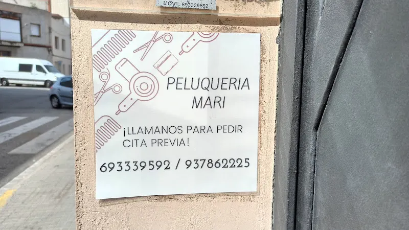 PELUQUERÍA UNISEX MÁRI - Peluquería en Terrassa - foto 2
