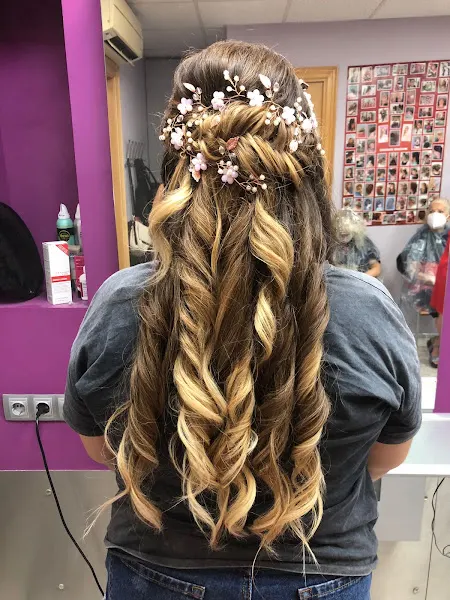 Peluquería Aros & Mar - Peluquería en Badalona - foto 2