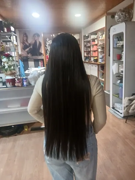 Merche cortate el pelo