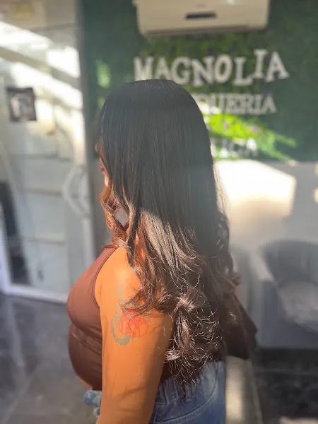 Magnolia Salón de peluquería y estética