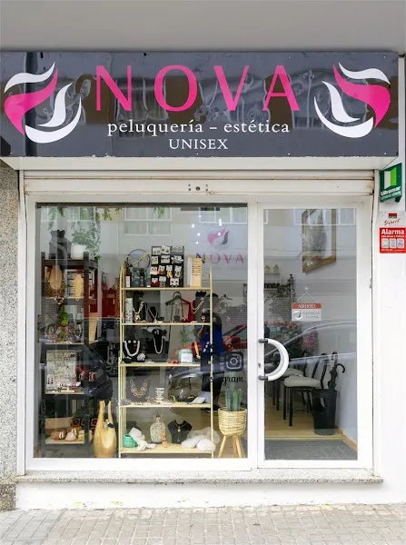 Nova Peluquería - Estética - Peluquería en Ferrol - foto 2