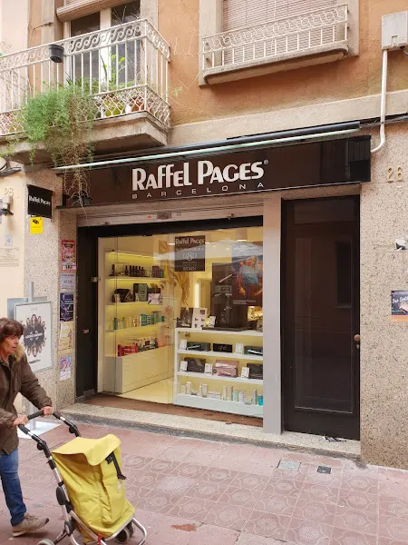 RAFFEL PAGES PERRUQUERIA - Peluquería en Sabadell - foto 2