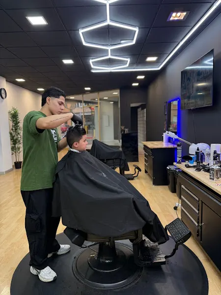 Medeluxe Barber