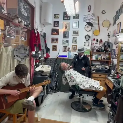"La Barbería Flamenca" Museo - Peluquería en Jerez de la Frontera - foto 2