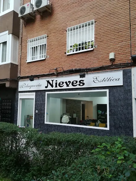 Peluquería y estética Nieves