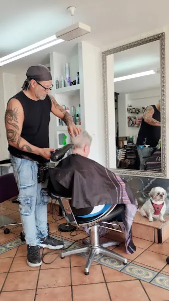 Pablo Añasco, estilista profesional