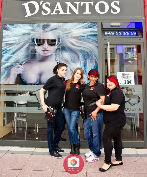 D'SANTOS PELUQUERIA UNISEX