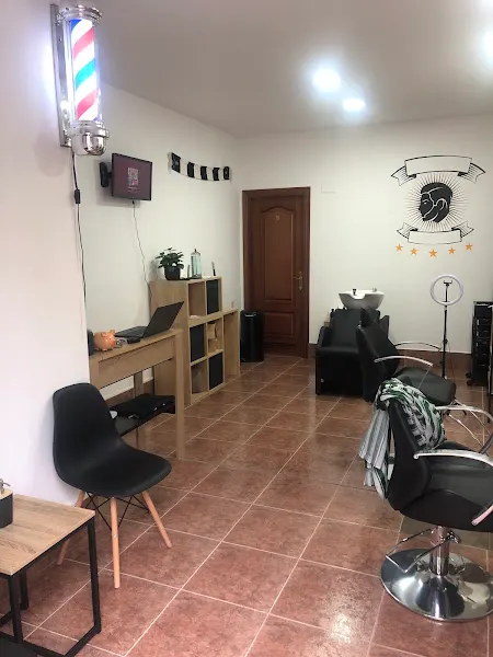 LAMIARRI BARBER SHOP - Barbería en Irún - foto 2