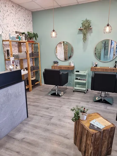 Naisha Estilistas - Peluquería en Alcalá de Henares - foto 2