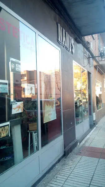 Nani's - Peluquería en Fuenlabrada - foto 2