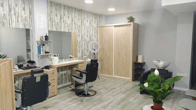 Peluquería barberia jose - Barbería en Getafe - foto 2
