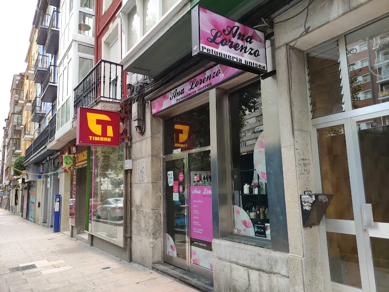 Ana Lorenzo Peluqueria Unisex - Peluquería en Santander - foto 2