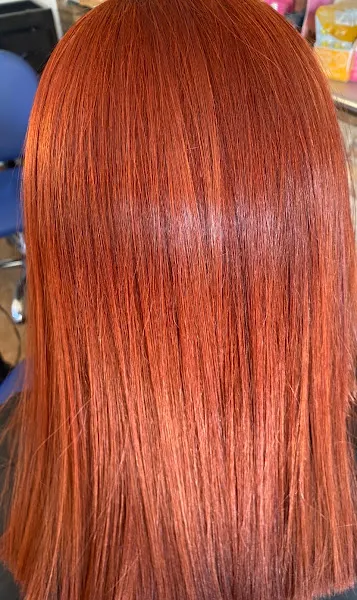 Peluquería y estética Corto y cambio - Huelva