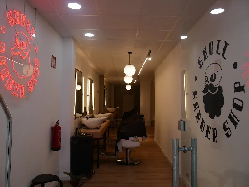 Skull Barber Shop Lleida - Lleida