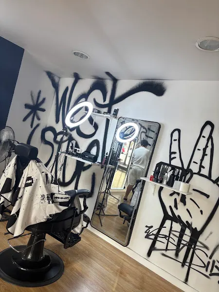 WestSide Barbershop - Barbería en Lleida - foto 2