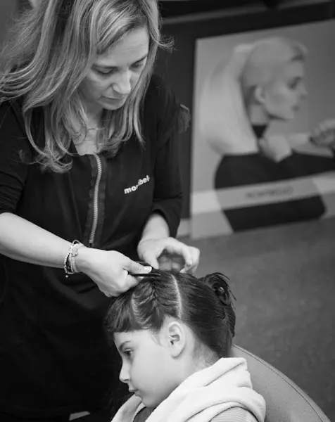Trini Hidalgo - Peluquería en Lleida - foto 2