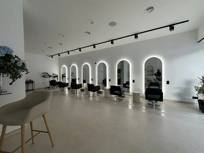 Blanca López - Hair Salon - Peluquería en Lleida - foto 2