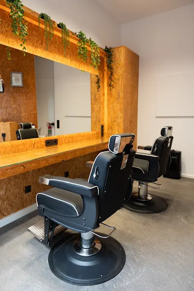 ionut barber studio - Barbería en Lleida - foto 2