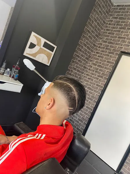 Salah barber - Peluquería en Tarragona - foto 2