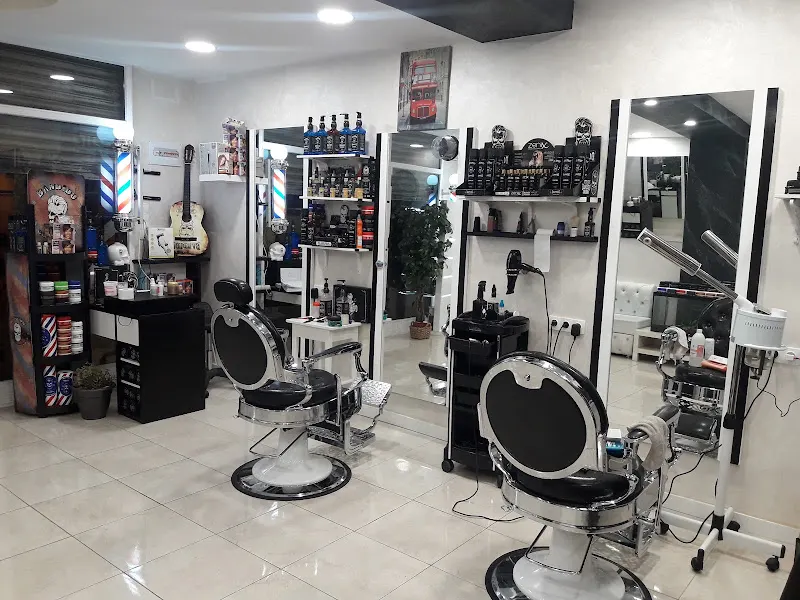 Peluquería Barbería_Nidal - Mataró