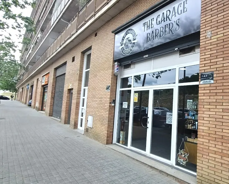 The Garage Barber's - Barberia / Peluquería Masculina