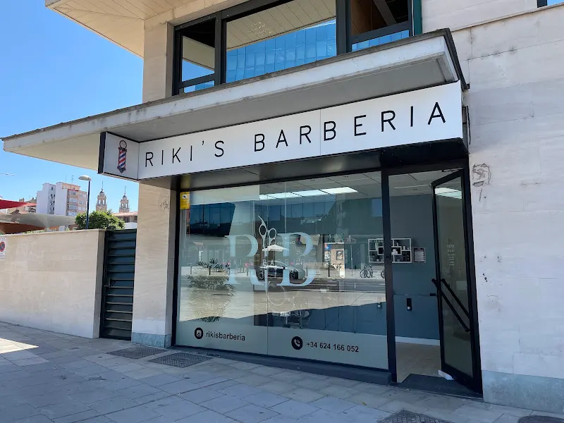 RIKI'S BARBERÍA - León