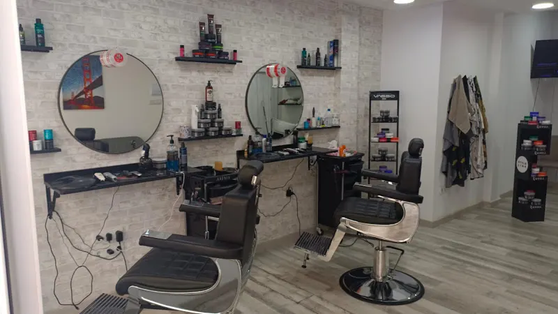 Barbería bruselas - Peluquería en Algeciras - foto 2