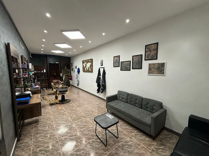 Peluquería barbería Picasso