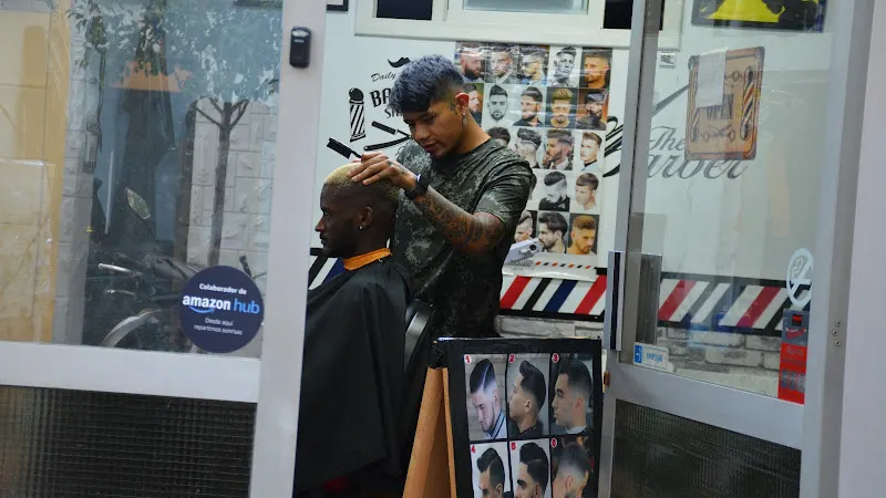 Barbershop Favo - Barbería en Santa Coloma de Gramenet - foto 2