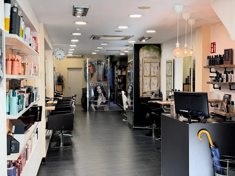 Carol Bruguera - Peluquería en Granollers - foto 2