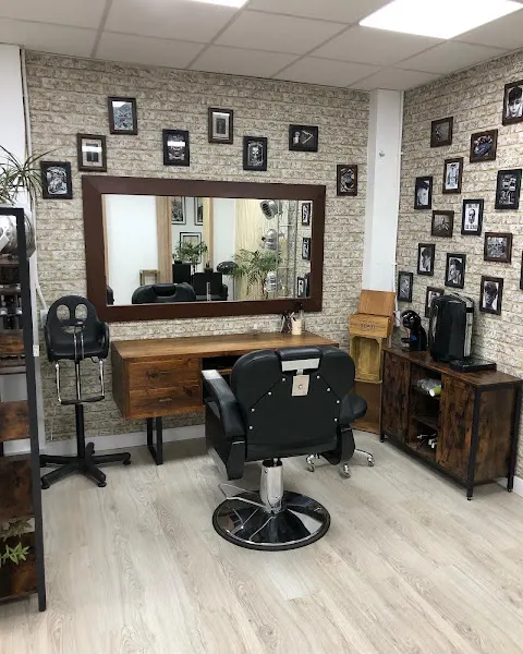 Alexander Blanco Hair Salon