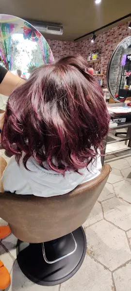 PELUQUERÍA MON-PEI - Peluquería en Torrevieja - foto 2