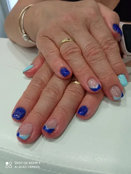 Peluquería AYDA - Peluquería en Torrevieja - foto 2