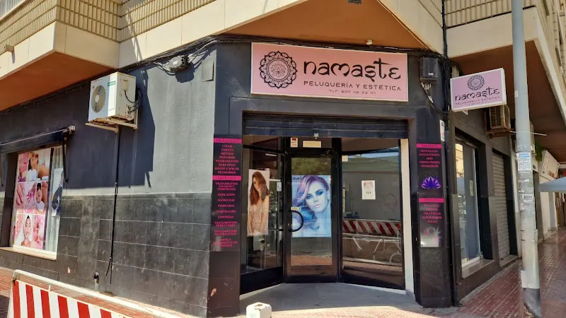 NAMASTE PELUQUERIA Y ESTETICA - Peluquería en Torrevieja - foto 2