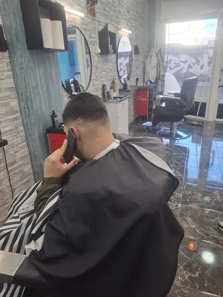 Peluqueria Abdellah - Peluquería en Torrevieja - foto 2