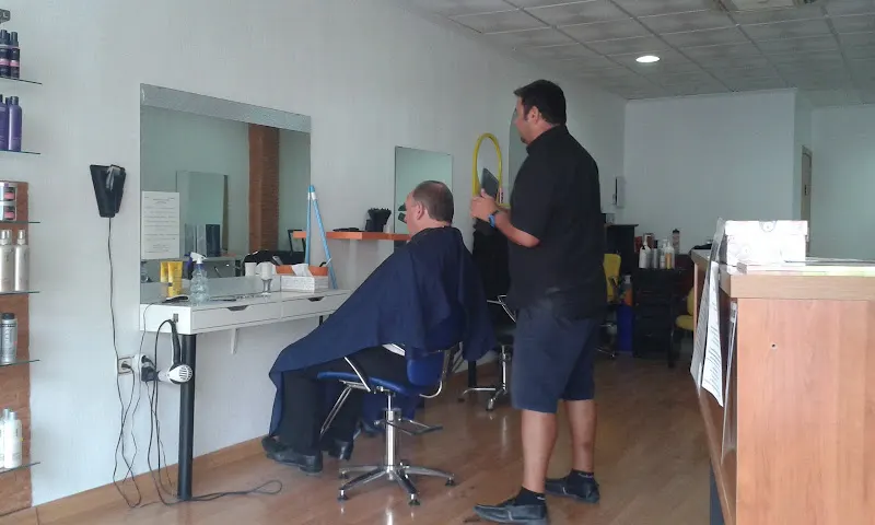 Warbys - Peluquería en Benijofar - foto 2