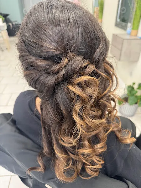 Excellence Hair Artists - Mérida