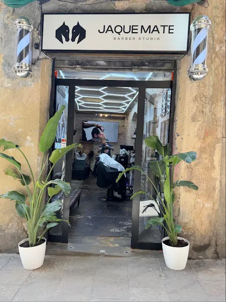 Jaque mate barber studio - Barbería en Barcelona - foto 2