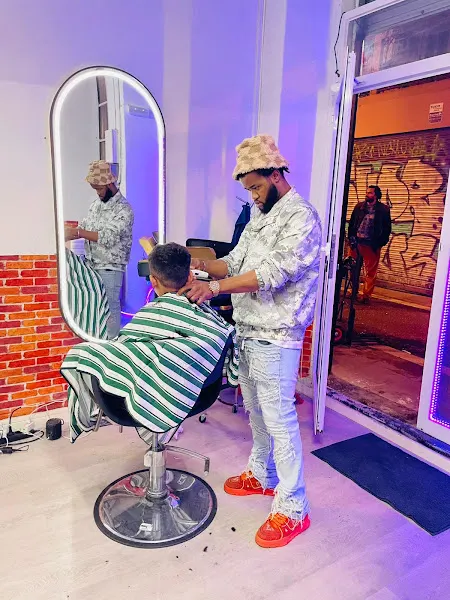 Uptown Barbershop Bcn