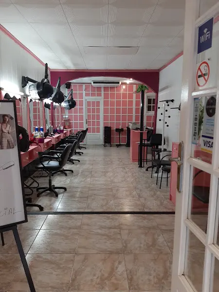 BV Peluquería - Peluquería en Barcelona - foto 2