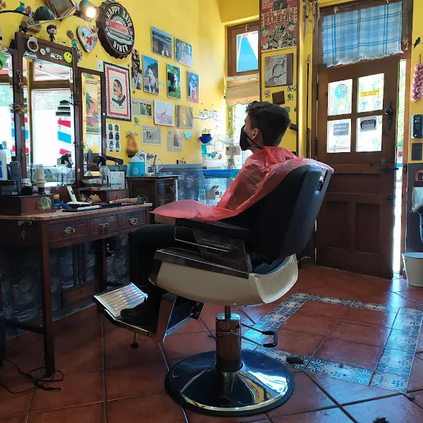 Peluquería & Barbería ABE