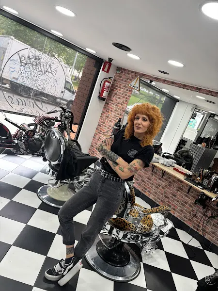 Dora’s BarberShop
