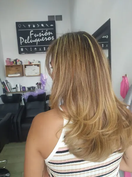 Fusion Peluqueros - Mª José - Estepona