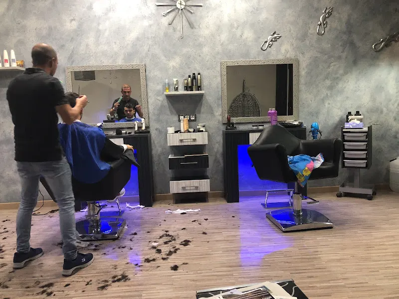 Peluquería Ismael - Barbería en Alicante - foto 2