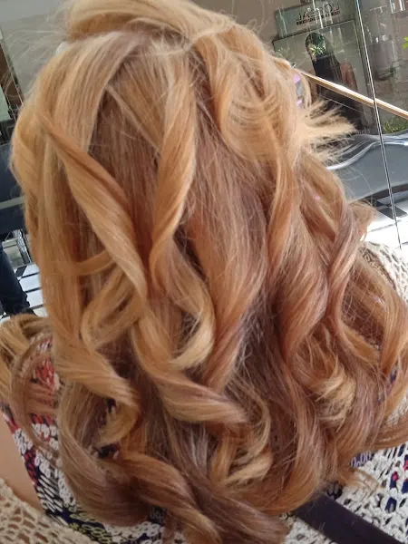 L & L Peluqueros
