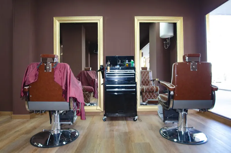 Clandestine barber shop