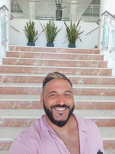 Alberto Ramos Peluqueria - Peluquería en Algeciras - foto 2
