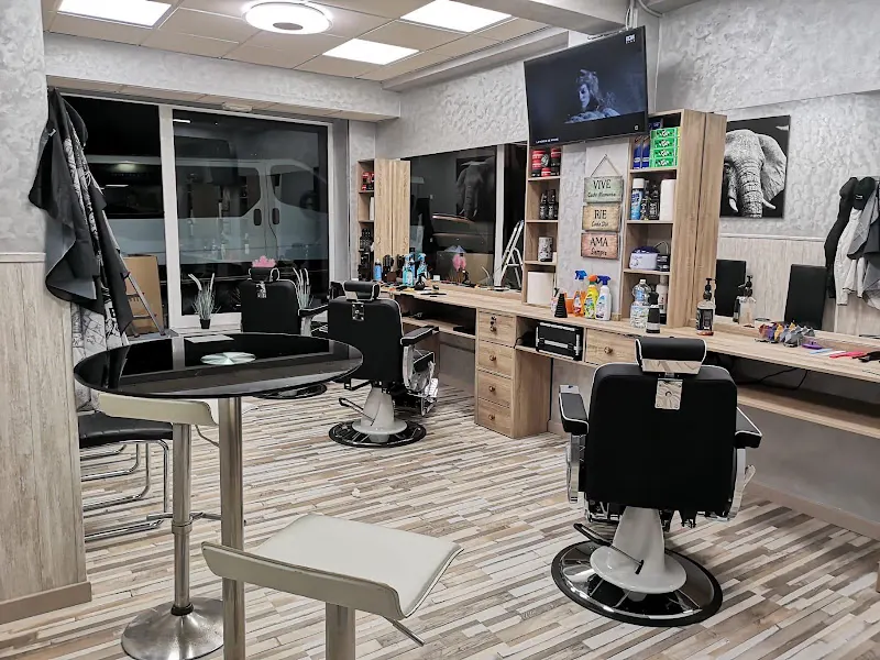 Barber Shop Brak - Peluquería en Algeciras - foto 2