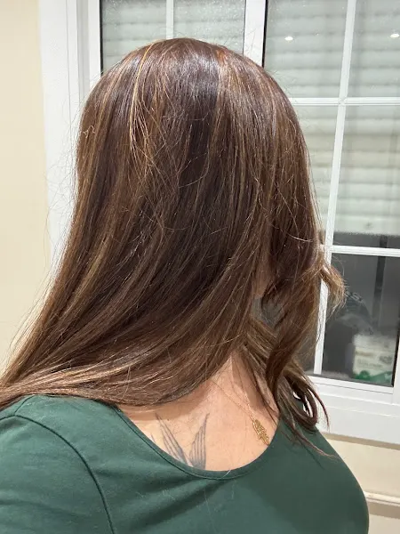 Excellence Peluqueria Unisex - Peluquería en Santa Coloma de Gramenet - foto 2